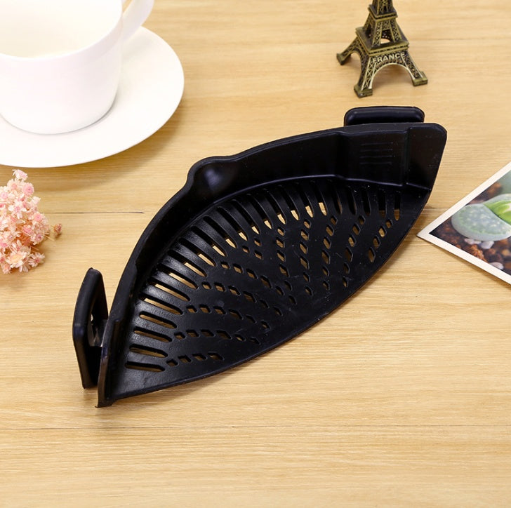 Clip-On Pot Strainer